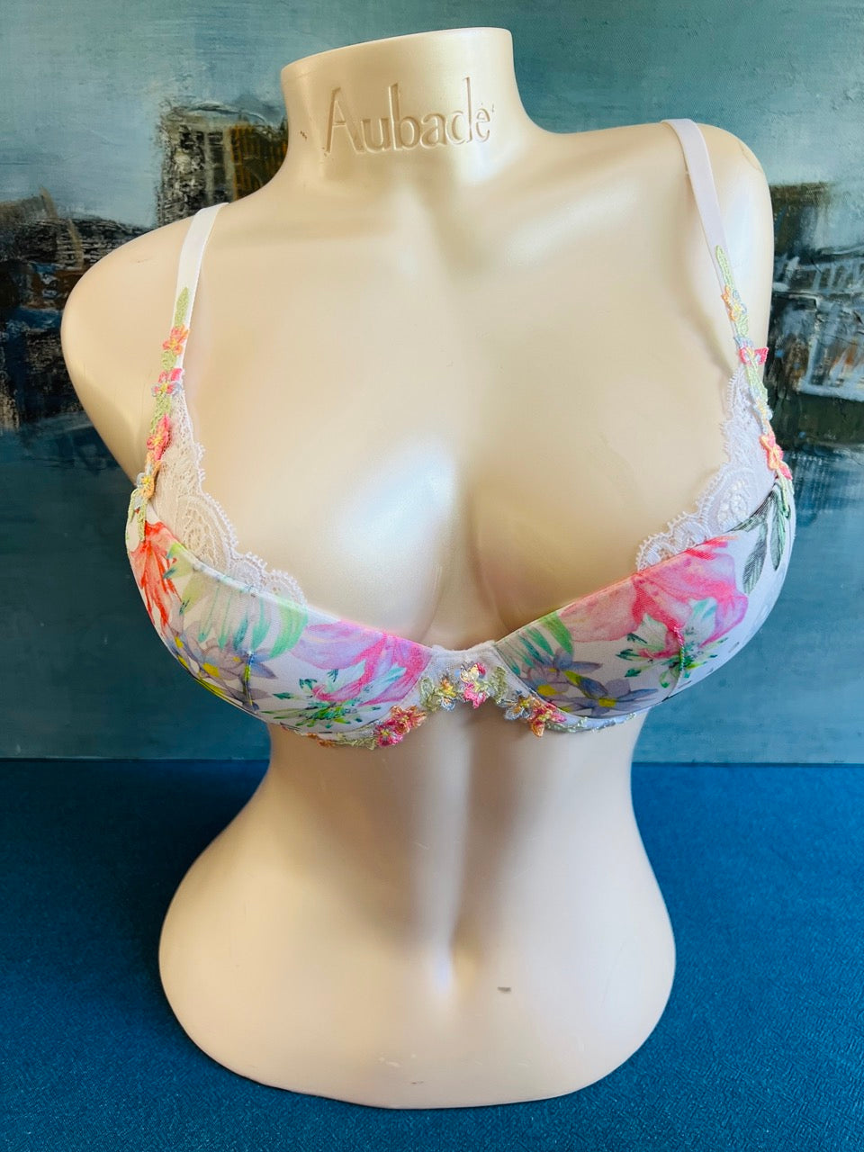 SG push up - DESIR IRIS - Lise Charmel