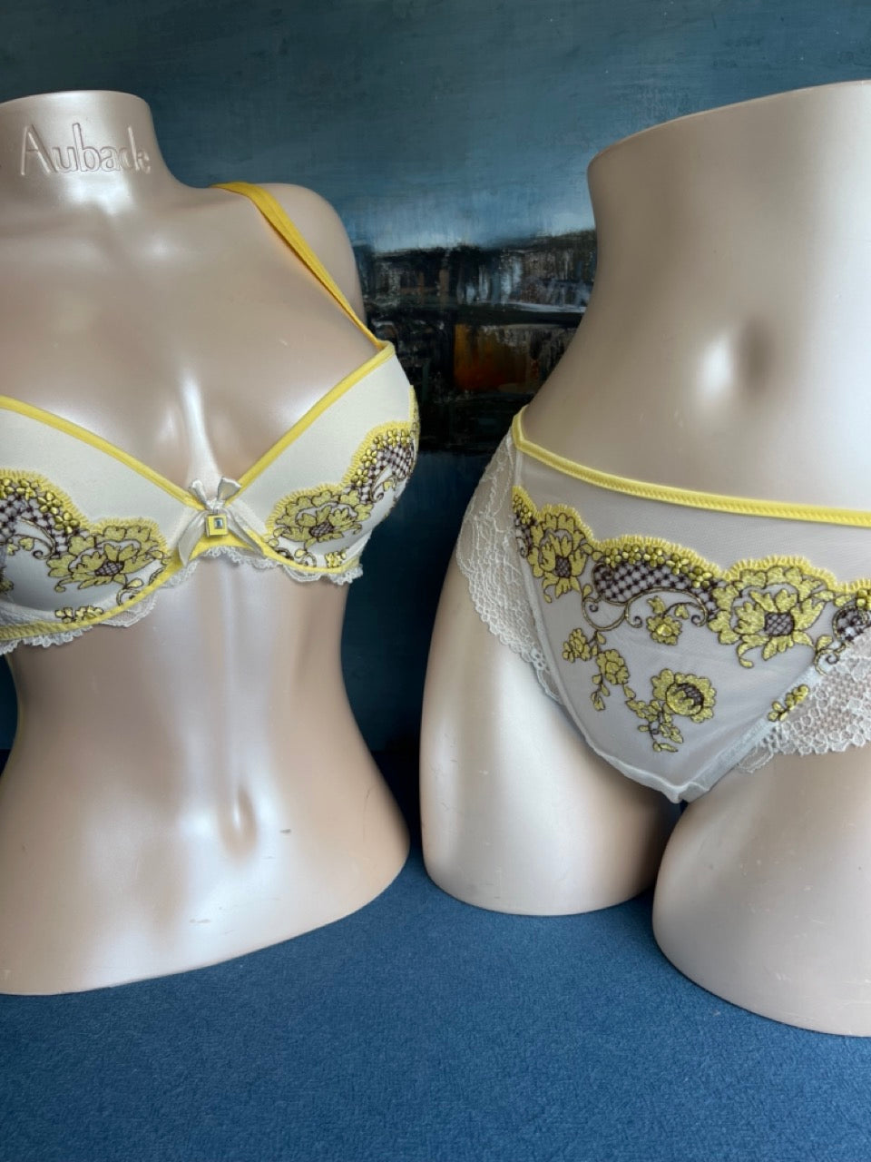 Culotte tanga - FRAGRANCE VOYAGE (jaune) - Lise Charmel