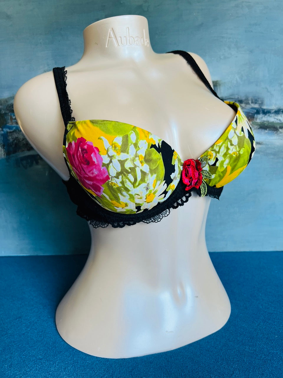 Guépière Lise Charmel Tweedy Élégance – Push-Up 90C (75C EU) – Noir Avec Armatures