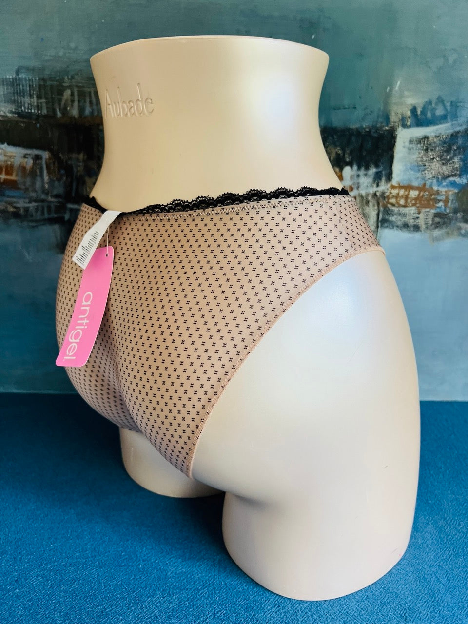 Culotte brésilienne - MASCULIN SINGULIER- Lise Charmel ANTIGEL