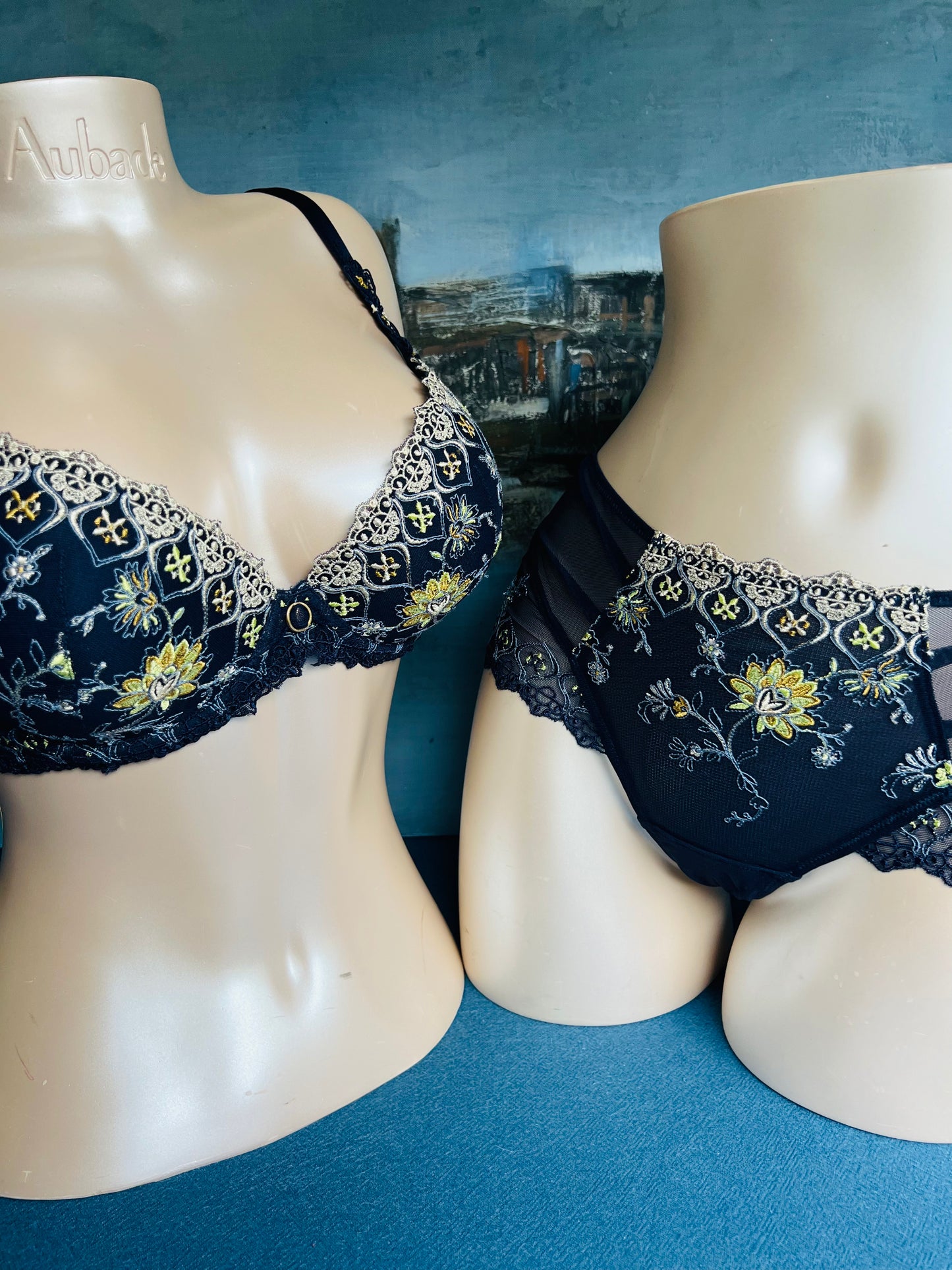 SG push up - EMAUX GRAPHIC - Lise Charmel