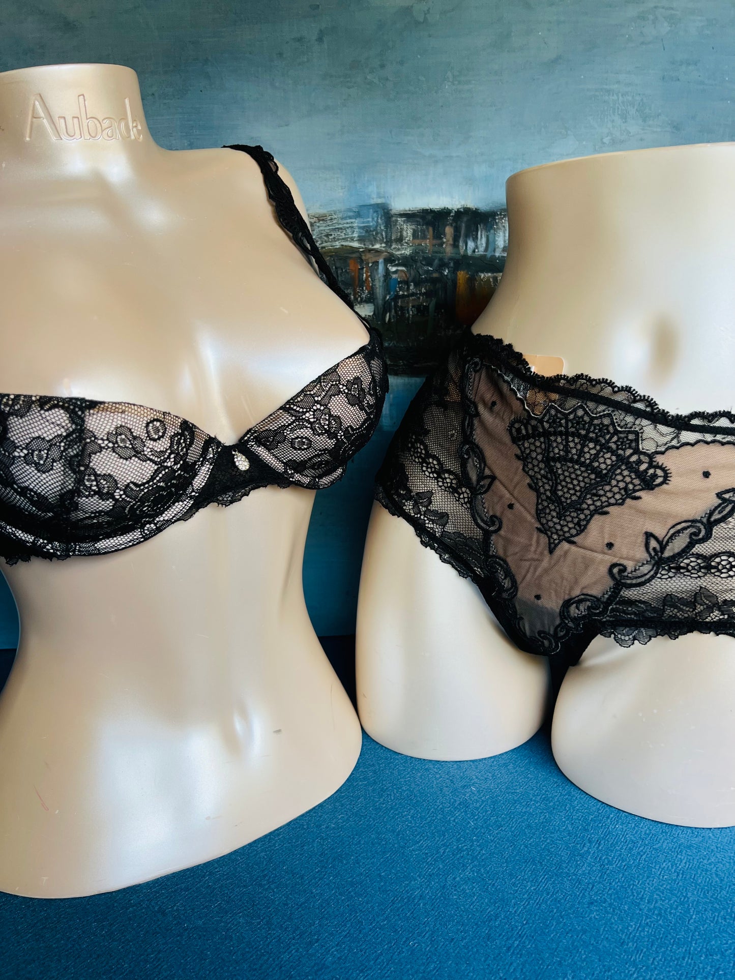 SG push up - PARIS FRIVOL - Lise Charmel