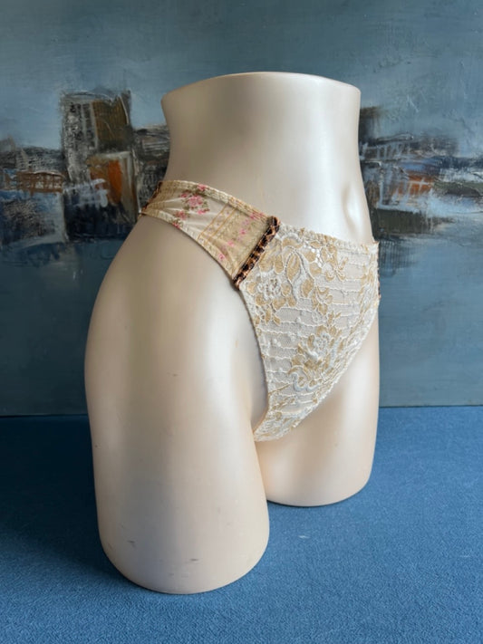 Culotte tanga - LIAISONS DANGEREUSES (beige) - Aubade