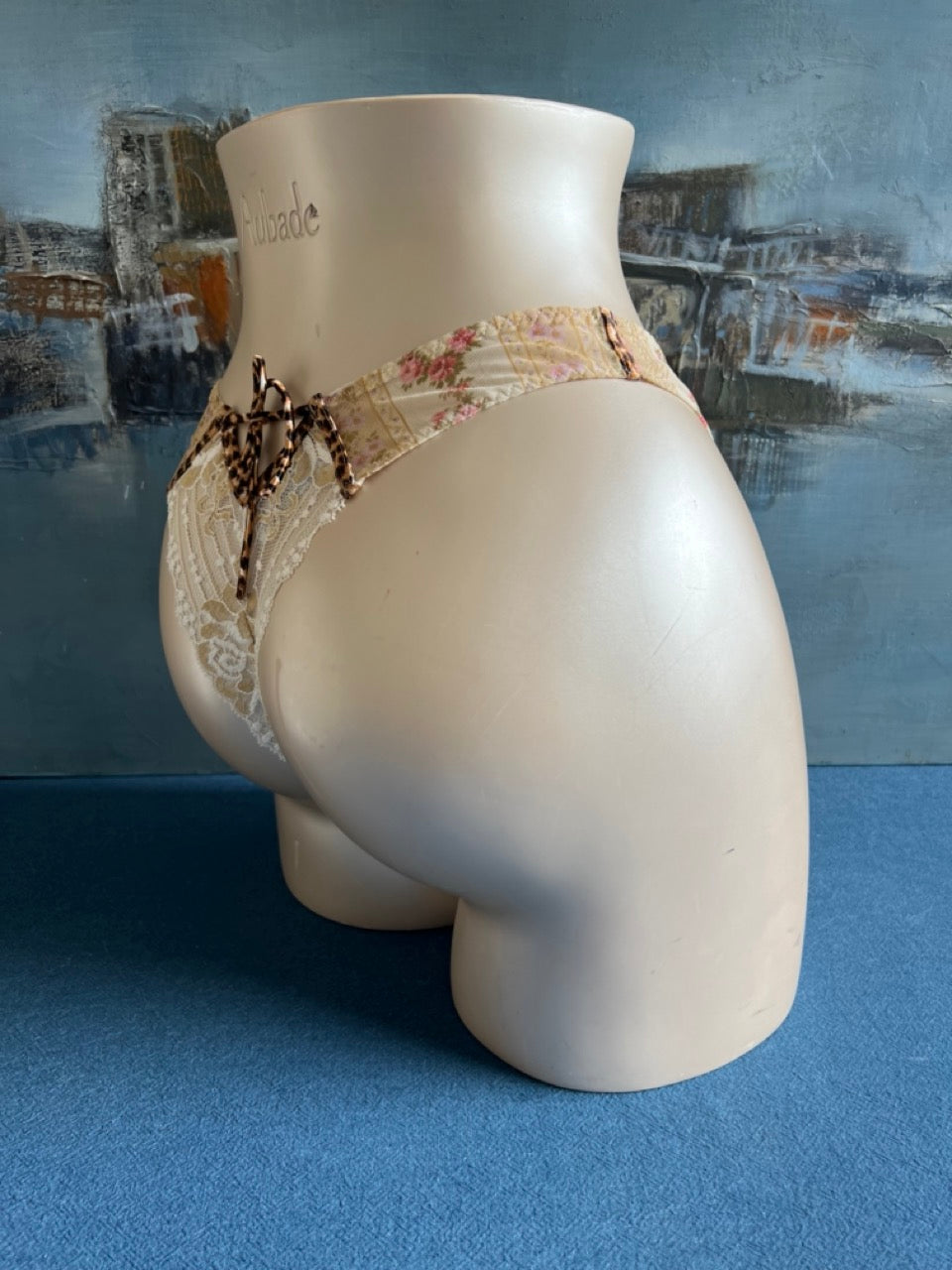 Culotte tanga - LIAISONS DANGEREUSES (beige) - Aubade