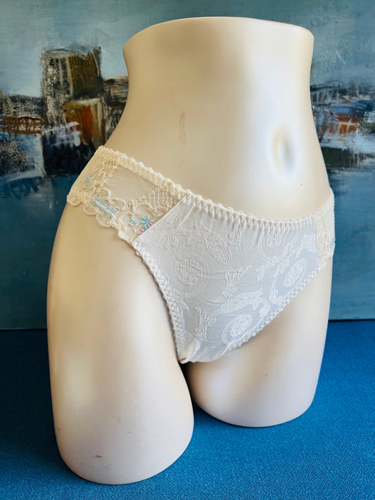 Culotte brésilienne - MARIE ANTOINETTE - Louisa Bracq