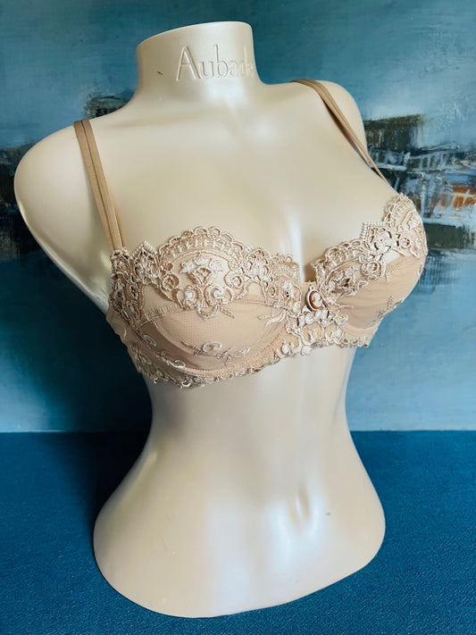 SG corbeille - PRINCESSE DE CLEVES - Lise Charmel