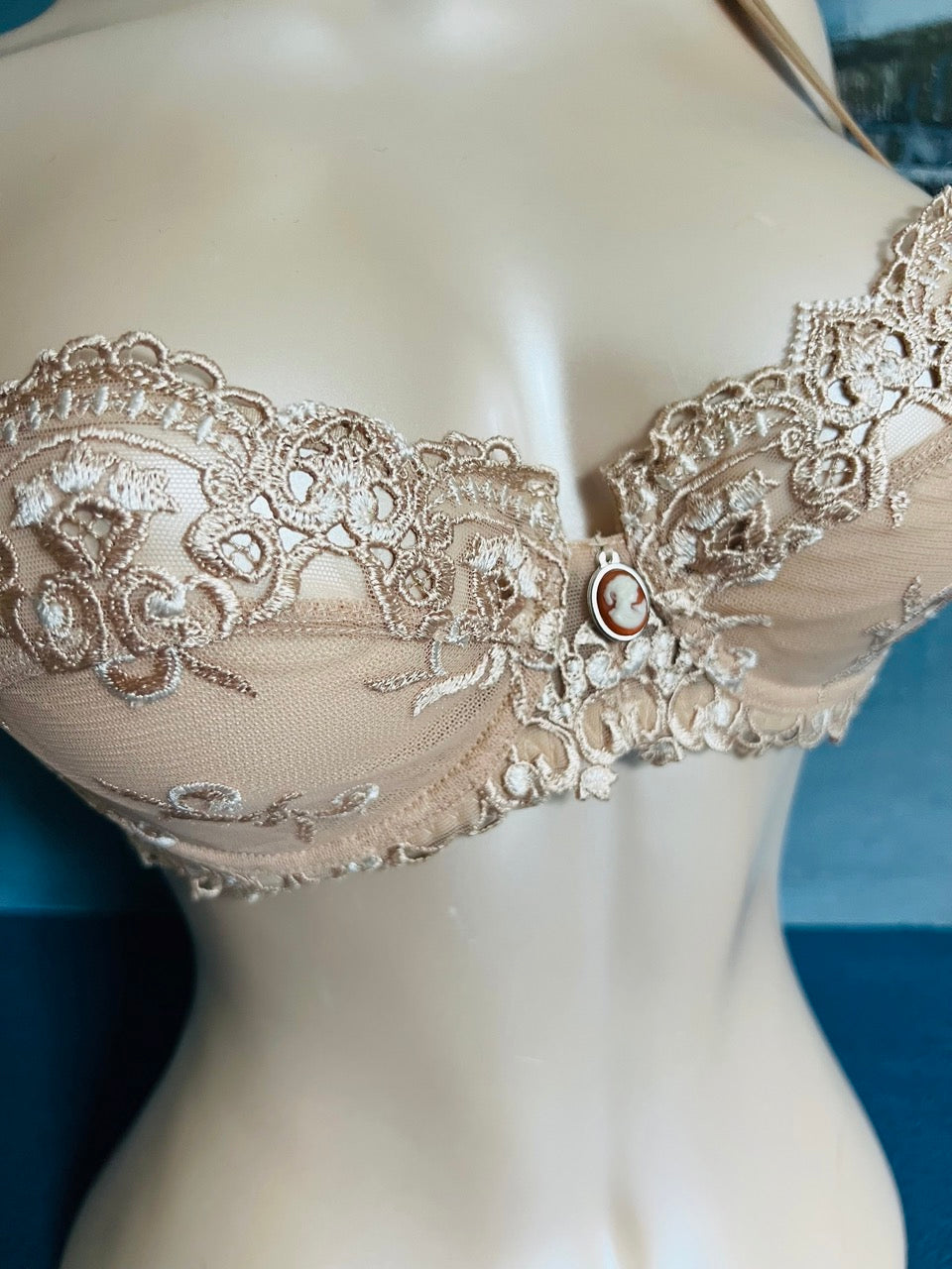 SG corbeille - PRINCESSE DE CLEVES - Lise Charmel