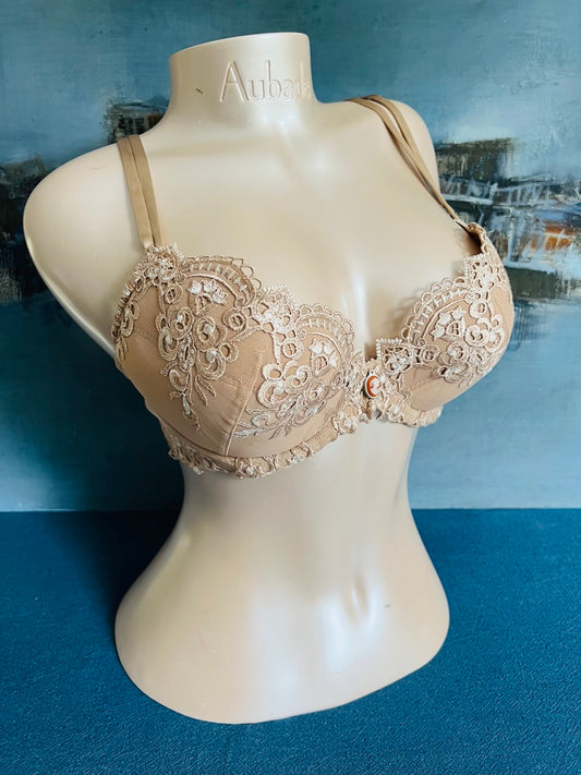 SG push up - PRINCESSE DE CLEVES - Lise Charmel