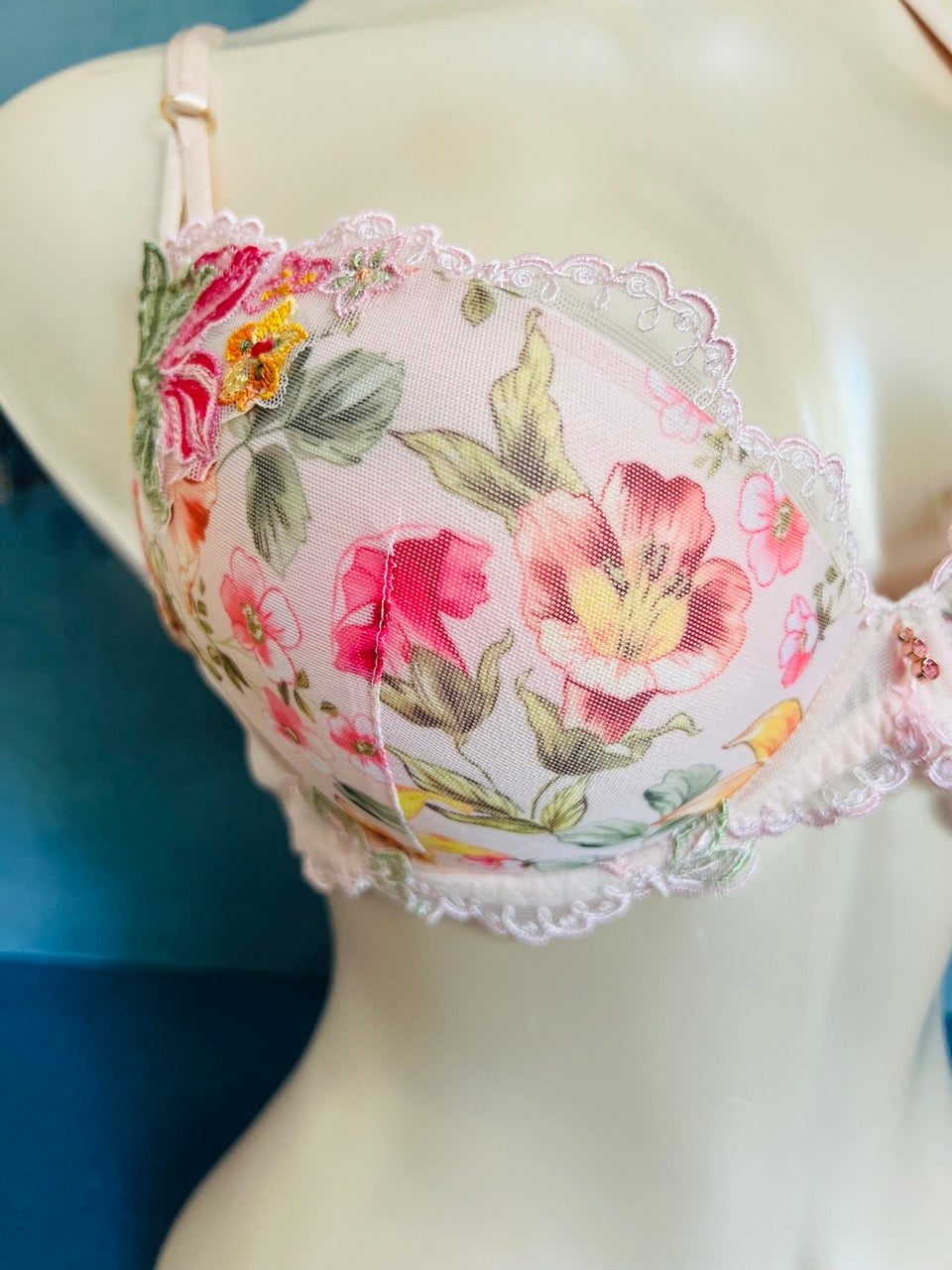 SG push up - DESIR EN FLEURS - Lise Charmel