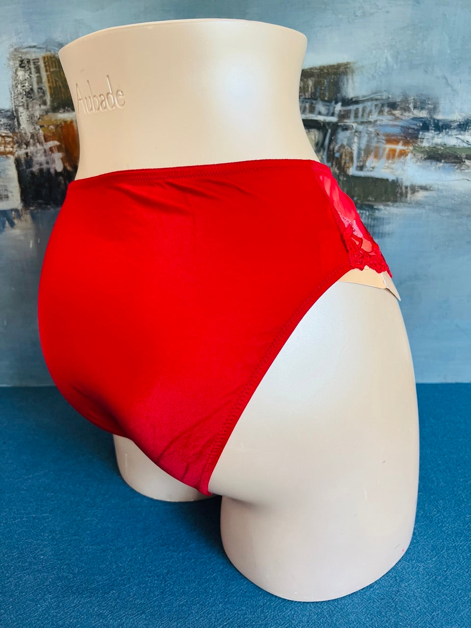 Culotte slip haut - SERTI GUIPURE rouge - Lise Charmel