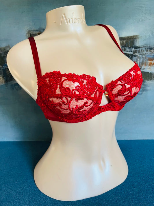 SG corbeille - SERTI GUIPURE rouge - Lise Charmel