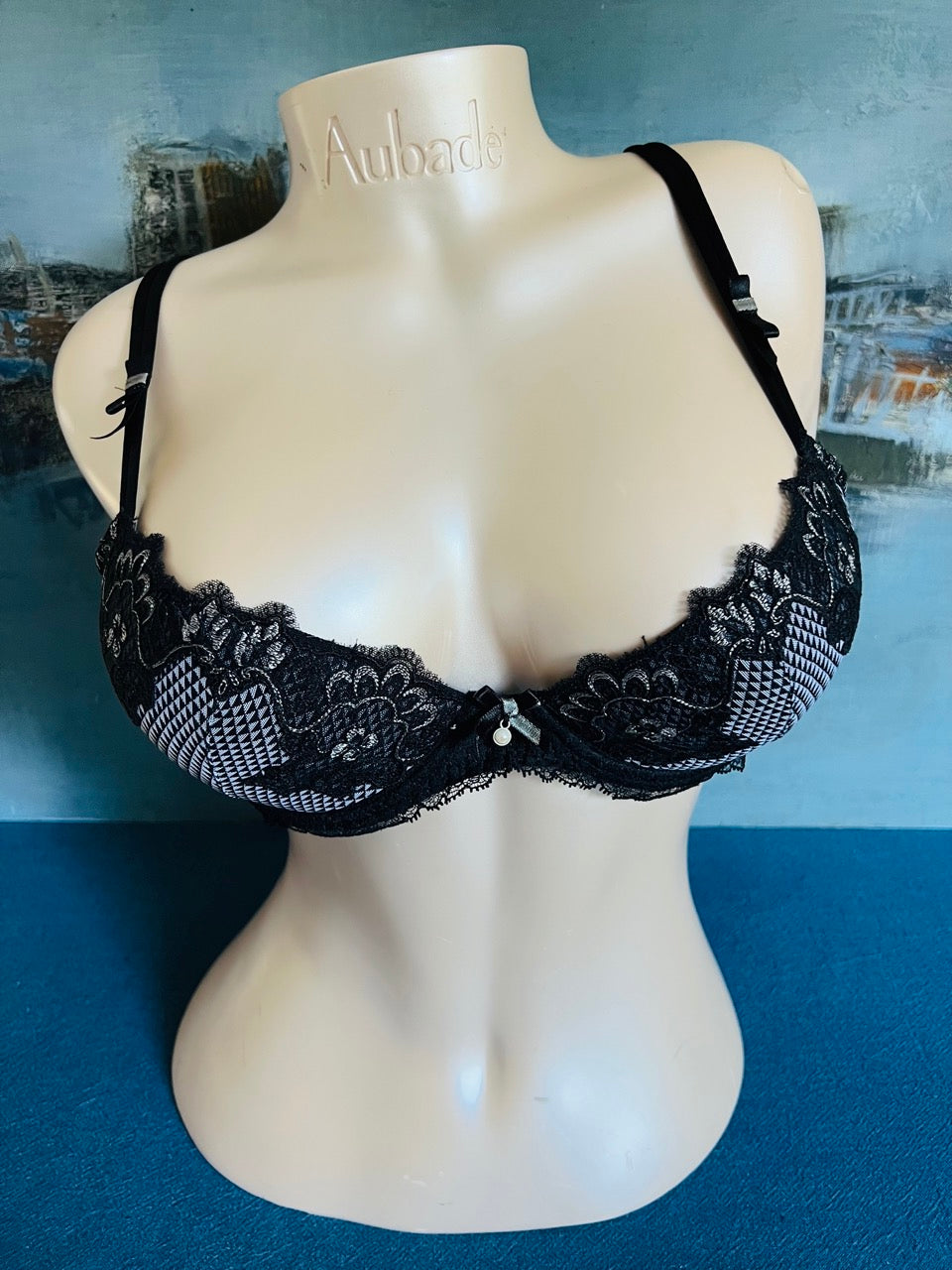 SG push up - MODERNE LEADER - Lise Charmel