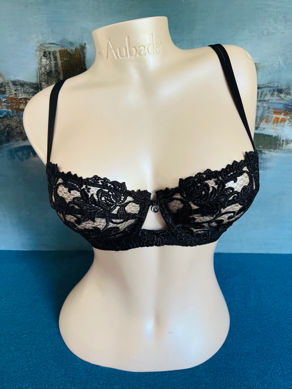 SG corbeille - SERTI GUIPURE noir - Lise Charmel
