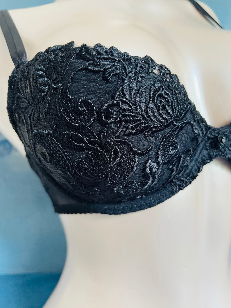 SG push up - SERTI GUIPURE noir - Lise Charmel