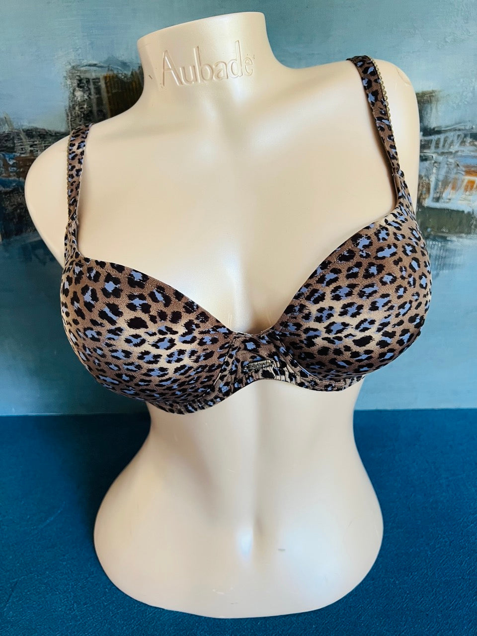 SG push up - PENSEE BETE - Lise Charmel ANTIGEL