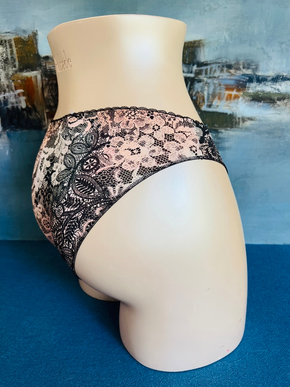 Culotte brésilienne - DENTELLE AU COEUR - Lise Charmel ANTIGEL