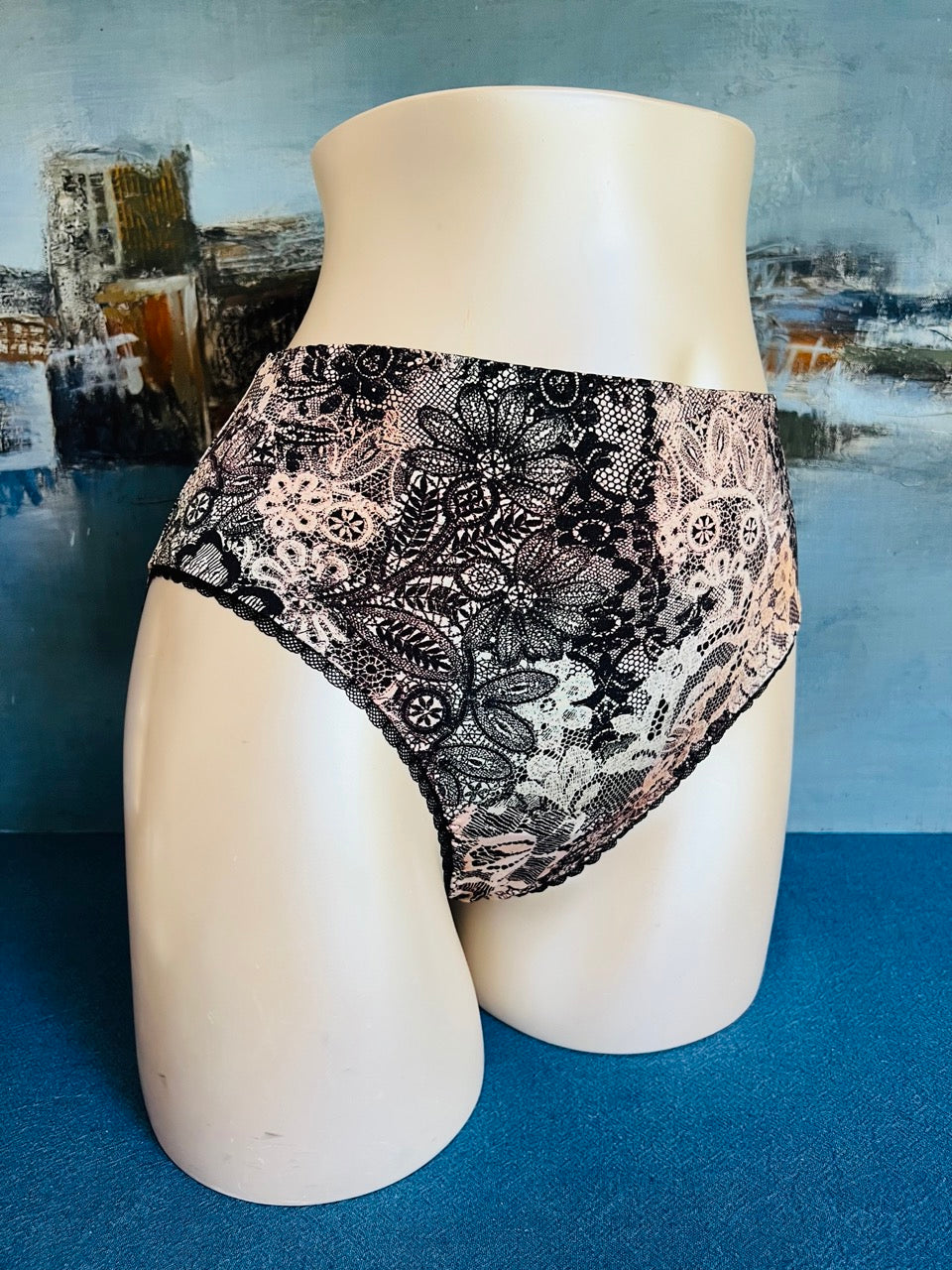 Culotte slip haut - DENTELLE AU COEUR - Lise Charmel ANTIGEL