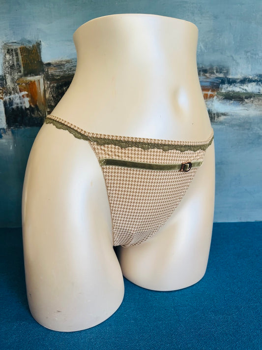 Culotte string - LA CAVALIERE - Lise Charmel ANTIGEL