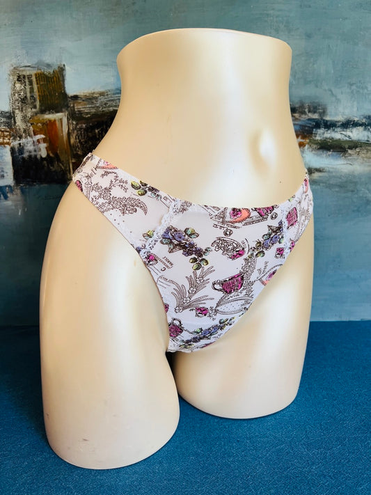 Culotte tanga - FLIRT AU TRIANON - Lise Charmel ANTIGEL