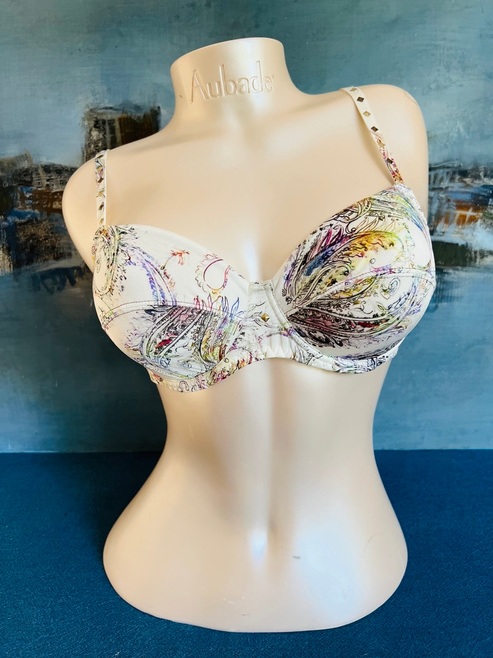SG corbeille fitting - CASHMERE CITY - Lise Charmel ANTIGEL