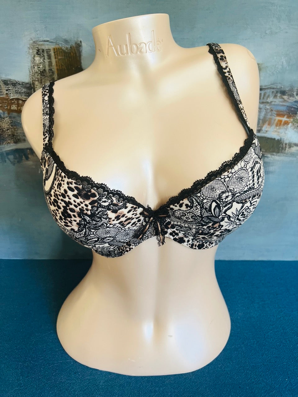 SG push up - FELINE EN DENTELLE - Lise Charmel ANTIGEL