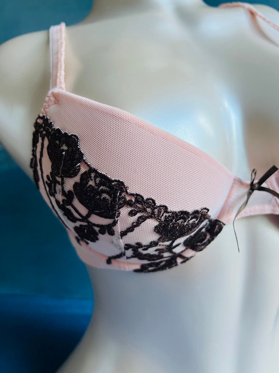 SG push up (rose) - PIEGE - Lise Charmel