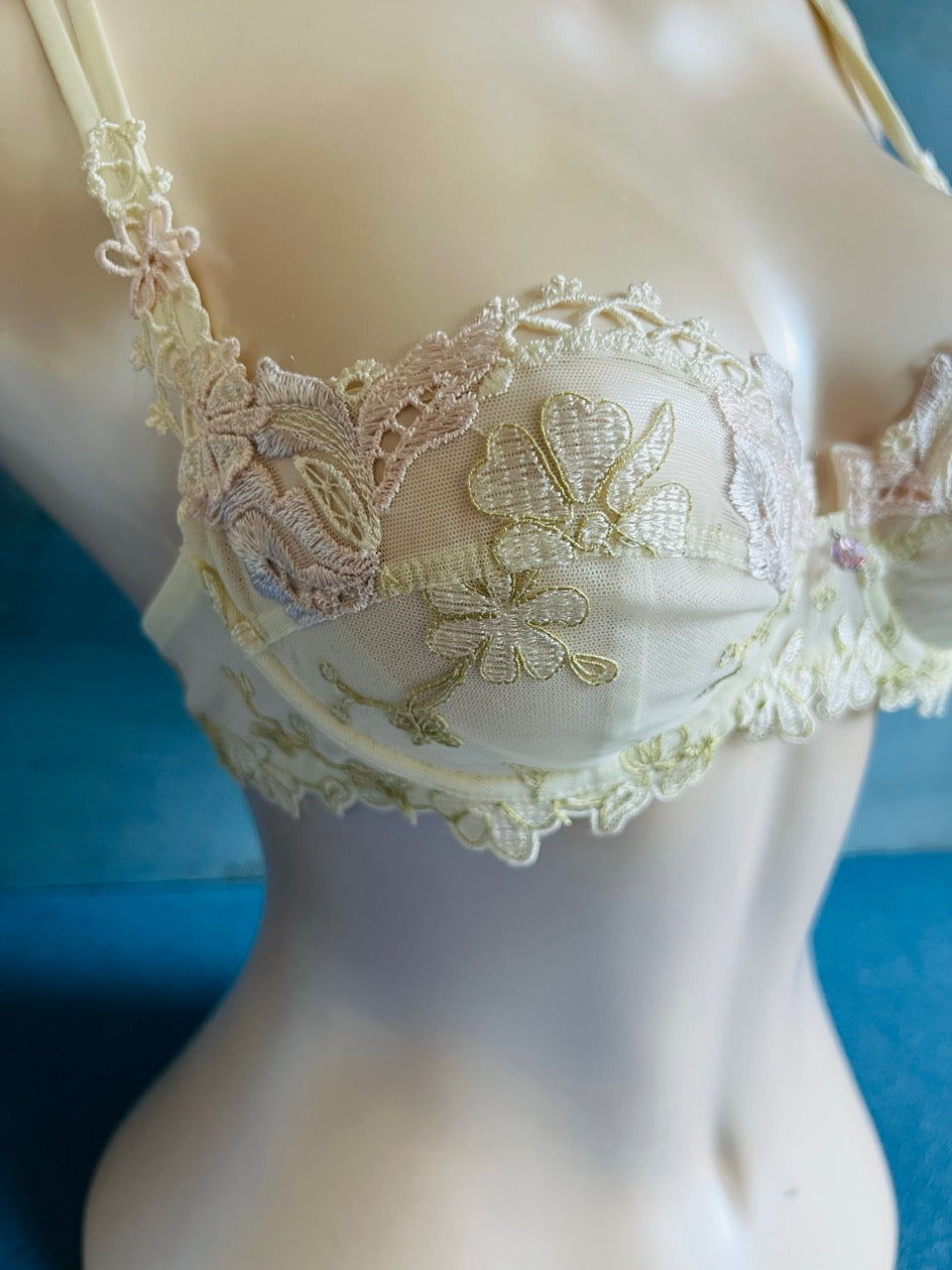 SG corbeille ivoire - AMOUR DELICE - Lise Charmel