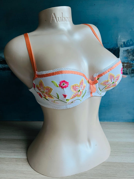 SG push up - MANDA - Simone Pérèle