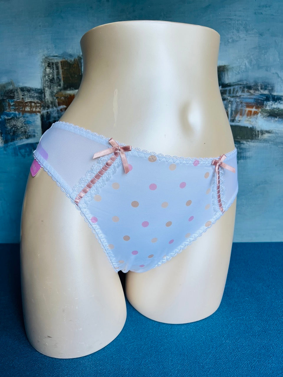 Culotte brésilienne - LES FILLES - Lise Charmel ANTIGEL