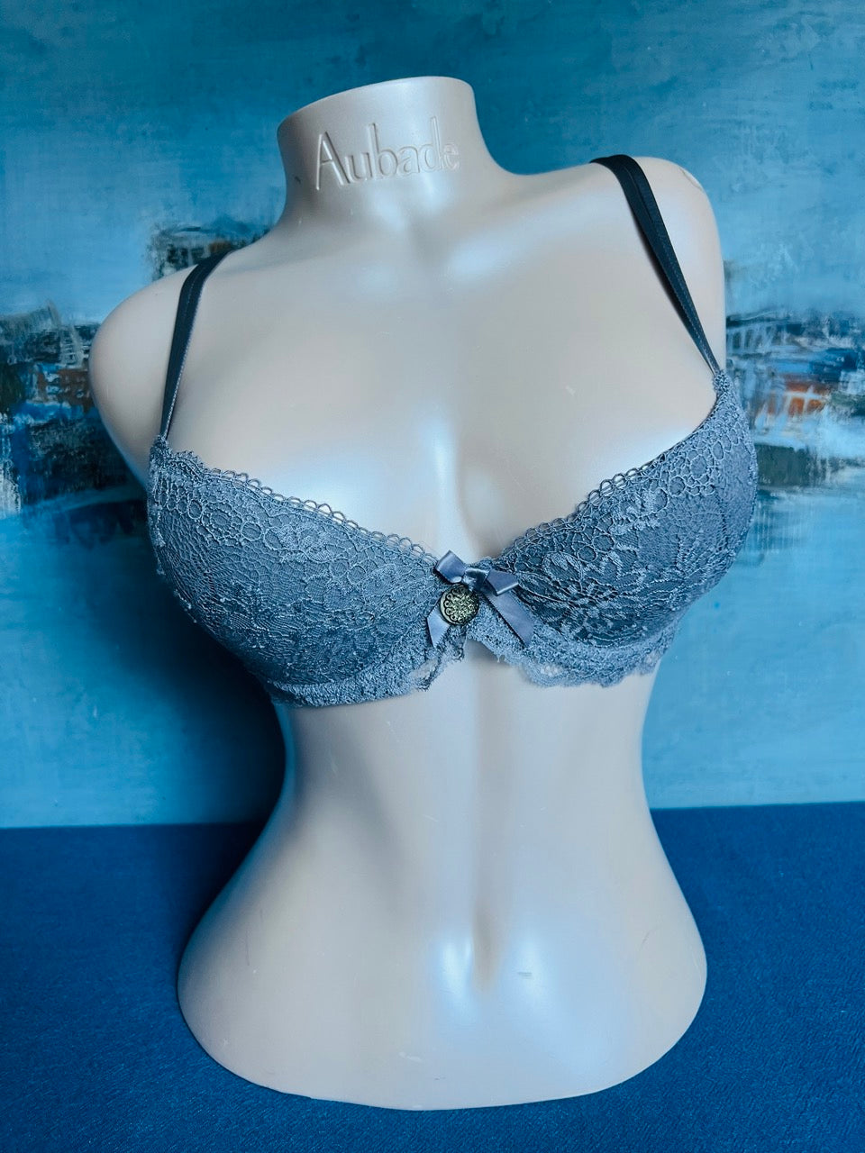 SG push up - ARME SECRETE - Lise Charmel ANTINEA