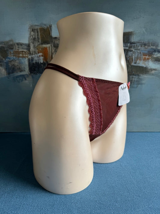 Culotte string - SOUFFLE DE FLEUR (marron) - Aubade