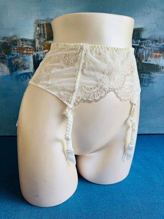 Porte-jarretelles beige - ELEGANCE ATTITUDE - Lise Charmel