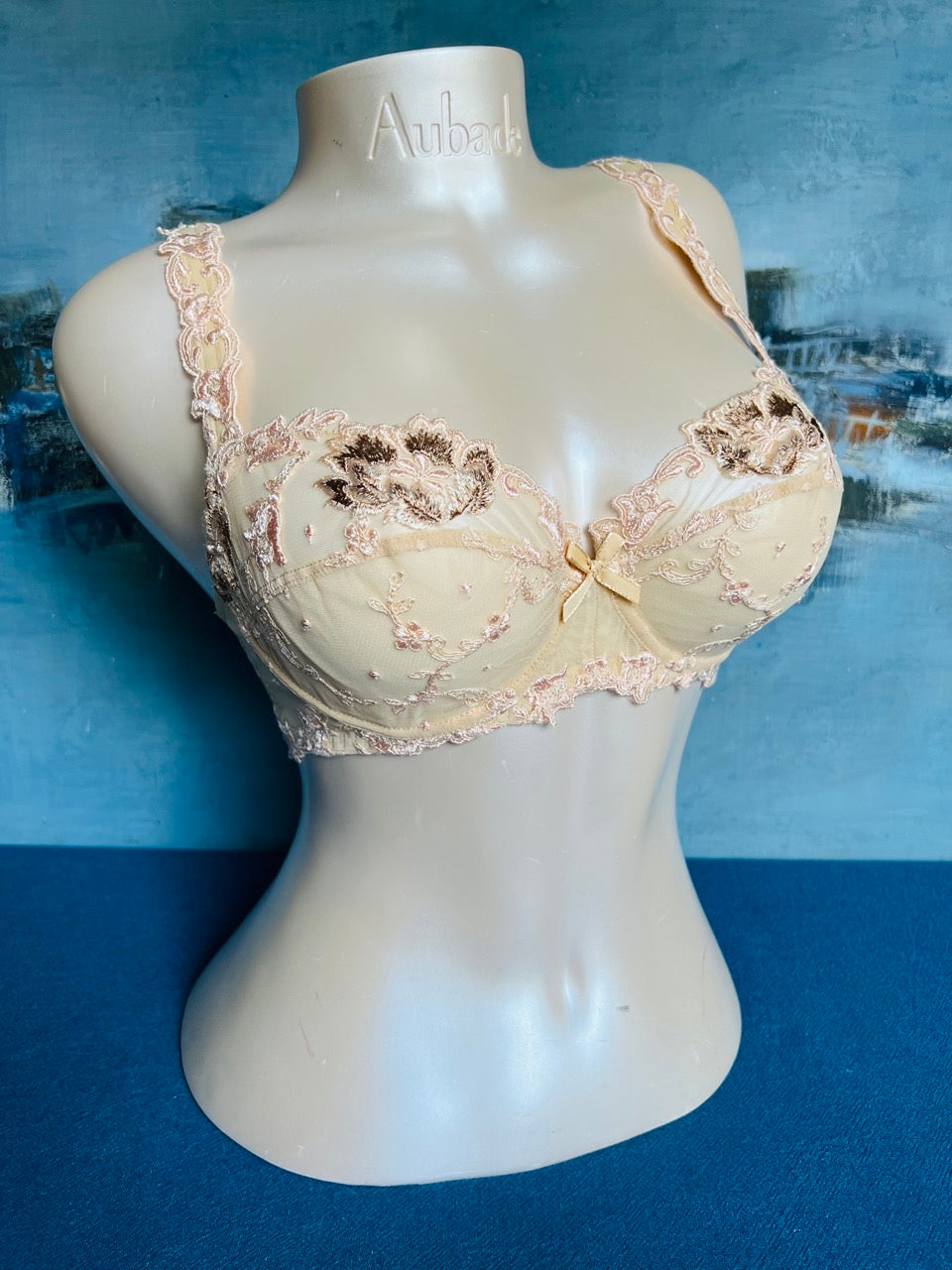SG corbeille beige - MOTS D'AMOUR - Lise Charmel